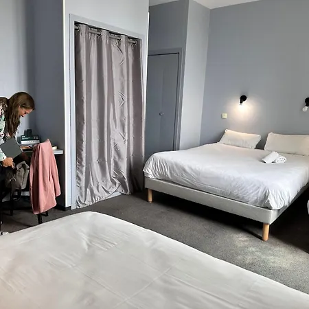 Logis Noemys Hotel