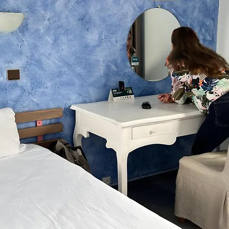 Logis Noemys Hotel
