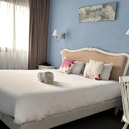 Hotel Logis Noemys Gradignan