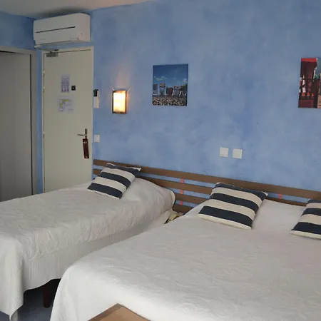 Logis Noemys Hotel